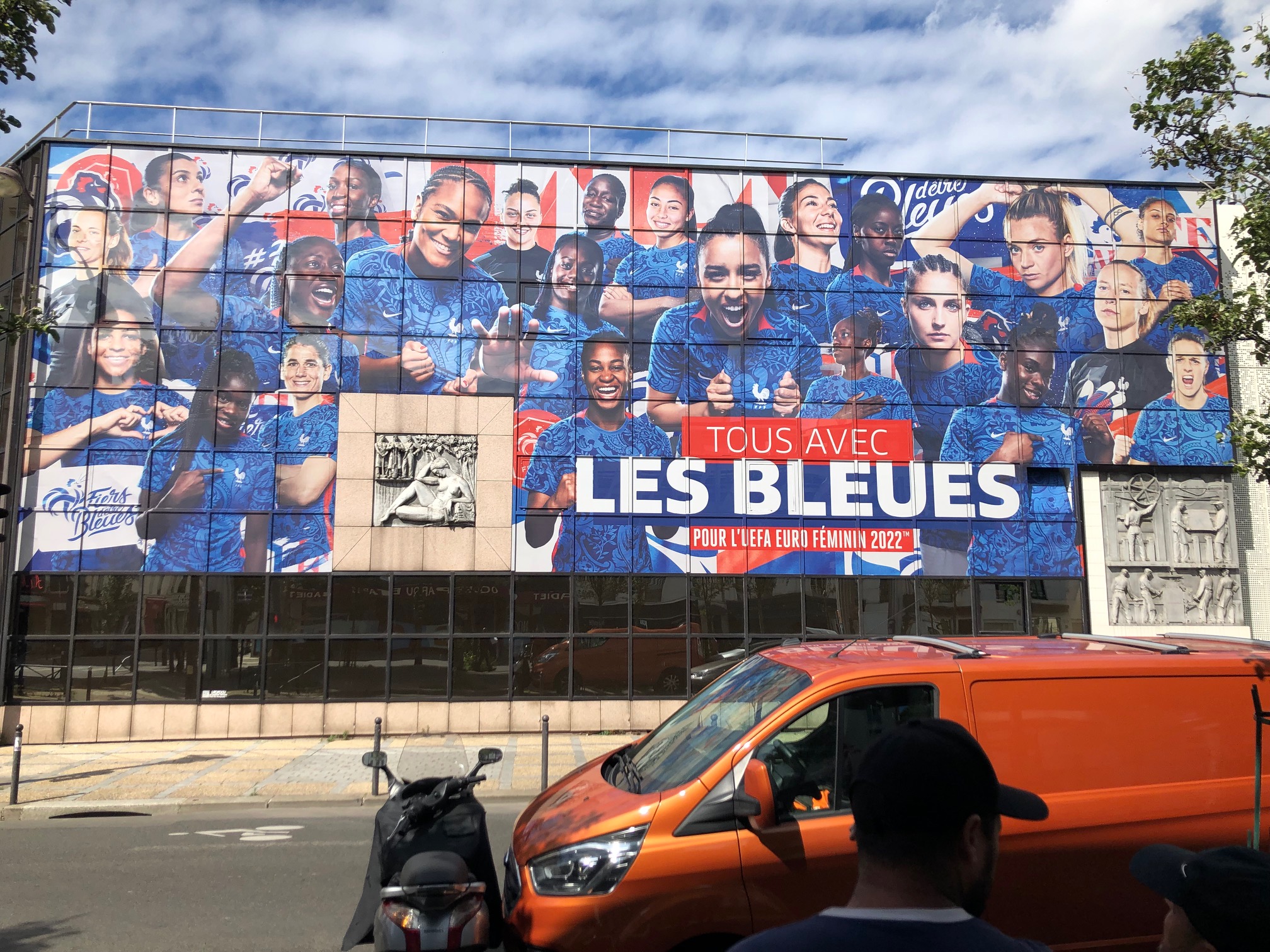 Sport - Nouvelle façade - Vitrophanie